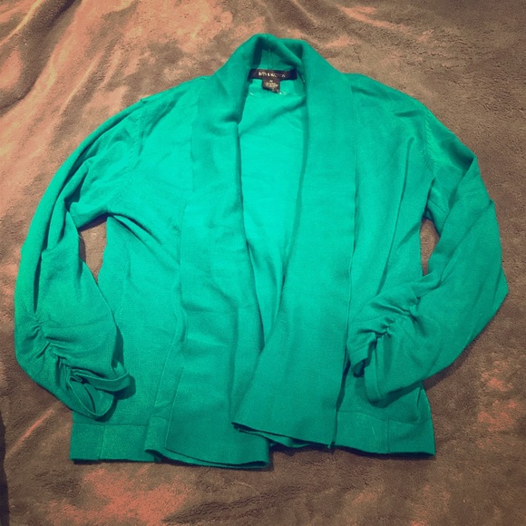 Teal sweater - Picture 1 of 2